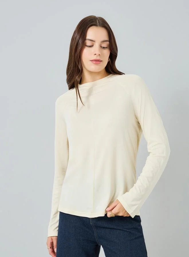 ستايلي تيشيرت بأكمام ريجلان وقصة عادية